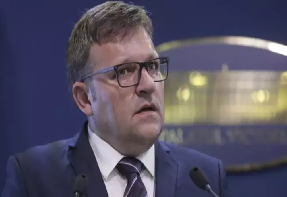 Ministrul Muncii, întrebat de unde se vor lua bani pentru majorările salariilor din învăţământ: Să ajungem la rectificare şi veţi regăsi în rectificarea respectivă sursa banilor