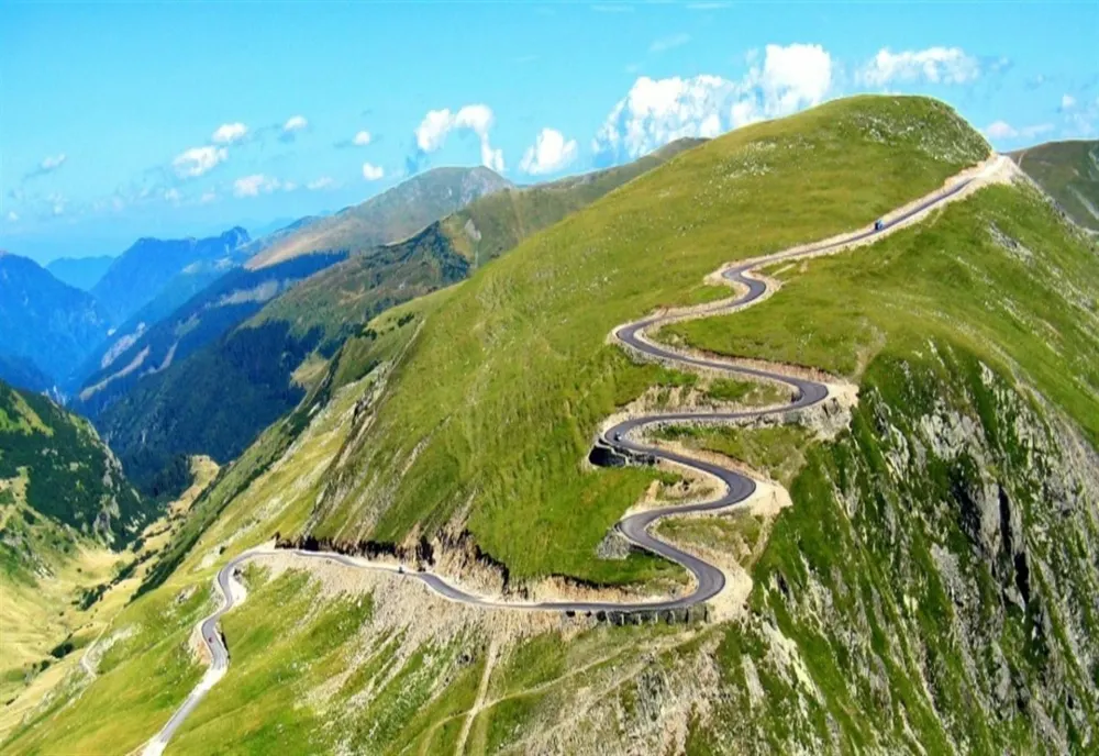 Transalpina se va deschide circulaţiei weekend-ul viitor