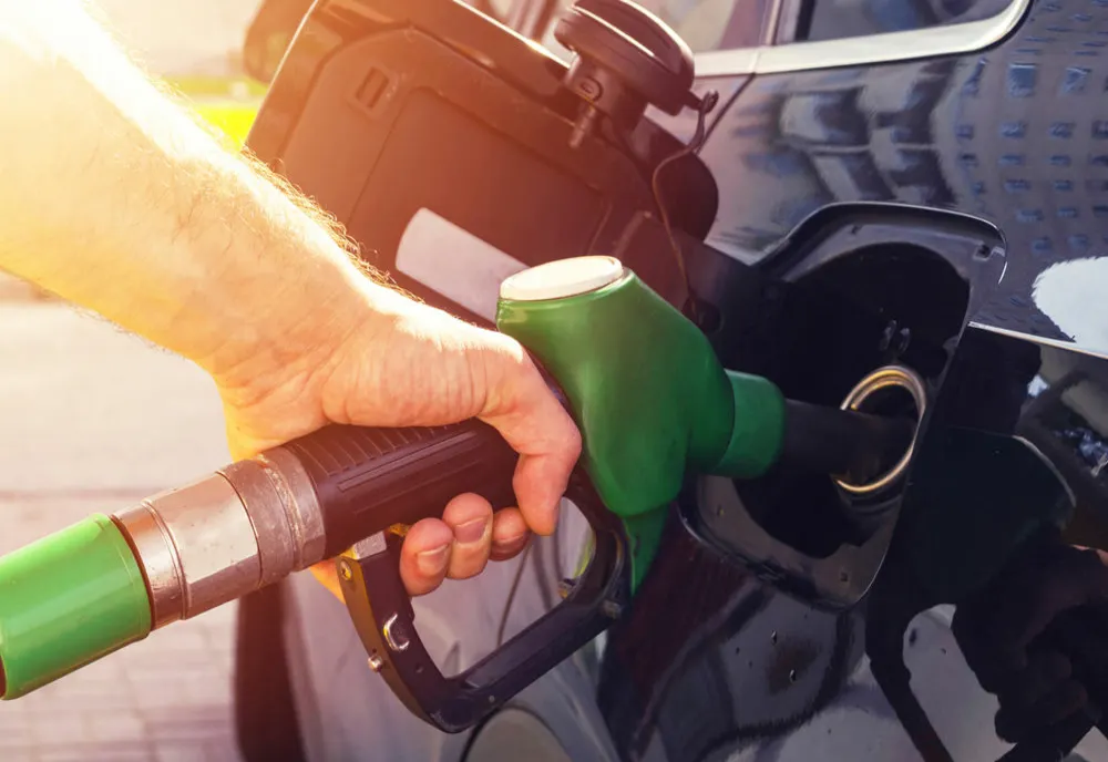 Cât costă benzina și motorina sâmbătă, 27 iunie