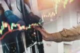 Benzina, motorina și gazele s-ar putea scumpi din 2028. România cere o nouă amânare a taxei europene