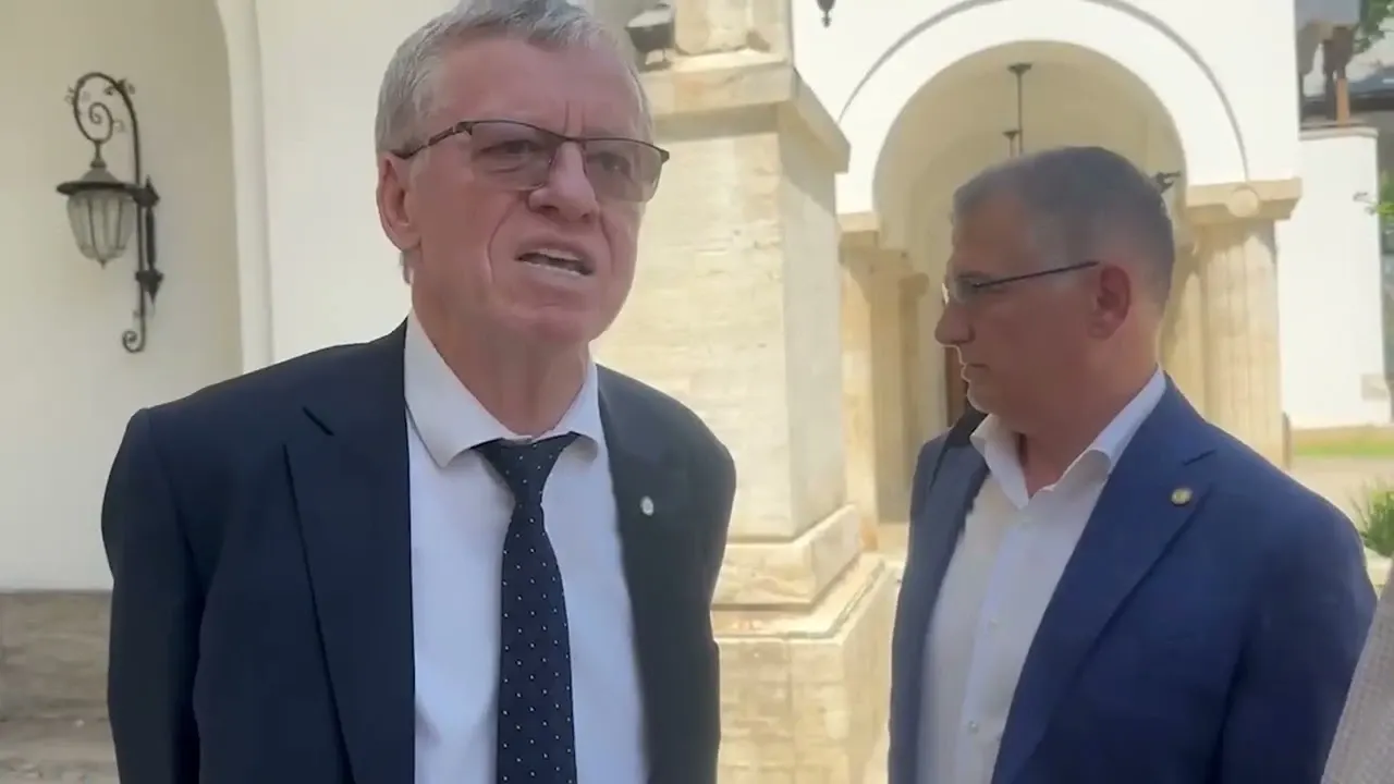  Avertisment sindicate: „Legea lui Bolojan” ar putea lăsa România fără profesori