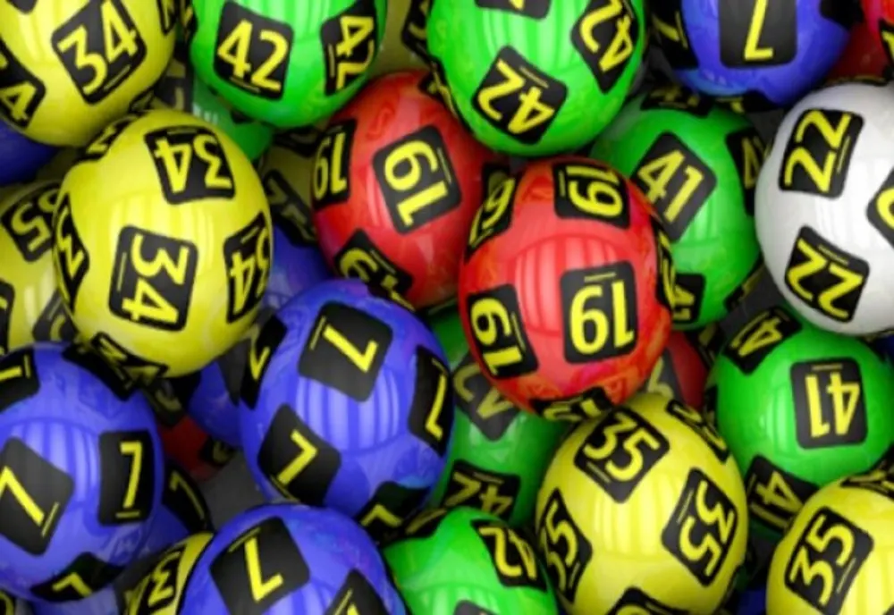 Loto, duminică 12 iulie 2026: Trageri speciale de vară cu premii majorate la principalele categorii