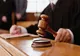 CSM AVERTIZEAZĂ CĂ REDUCEREA PENSIILOR SPECIALE ALE MAGISTRAȚILOR POATE DUCE LA UN BLOCAJ ÎN JUSTIȚIE