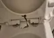 Anchetă a poliției, după ce o cameră video a fost găsită ascunsă în toaleta unui restaurant. O clientă a făcut descoperirea